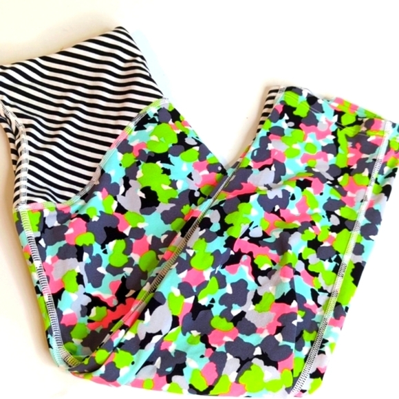 Spanx High Waisted Tummy Control Cropped Leggings Women’s Size Medium - Picture 3 of 10